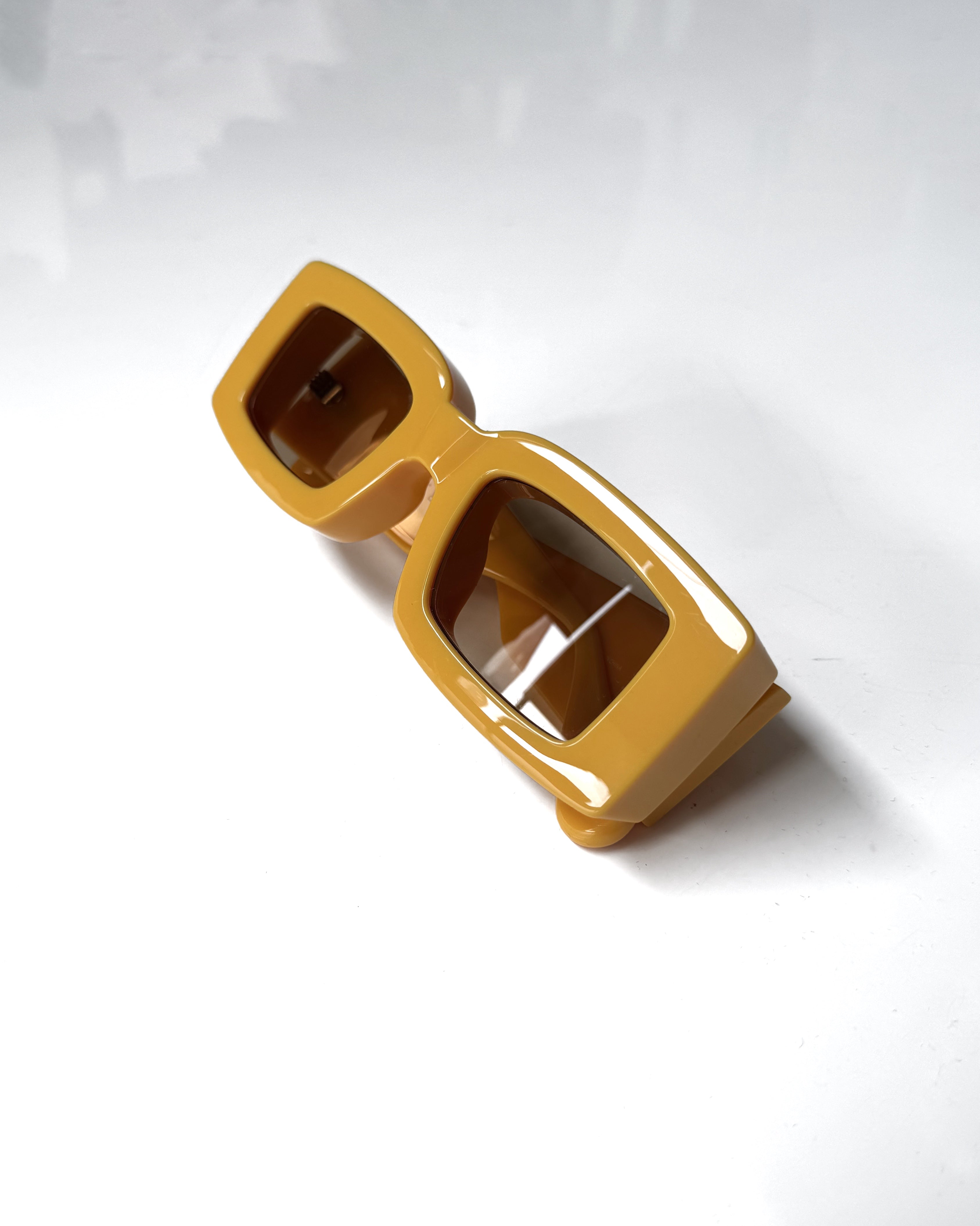 Lentes de sol JACQUEMUS