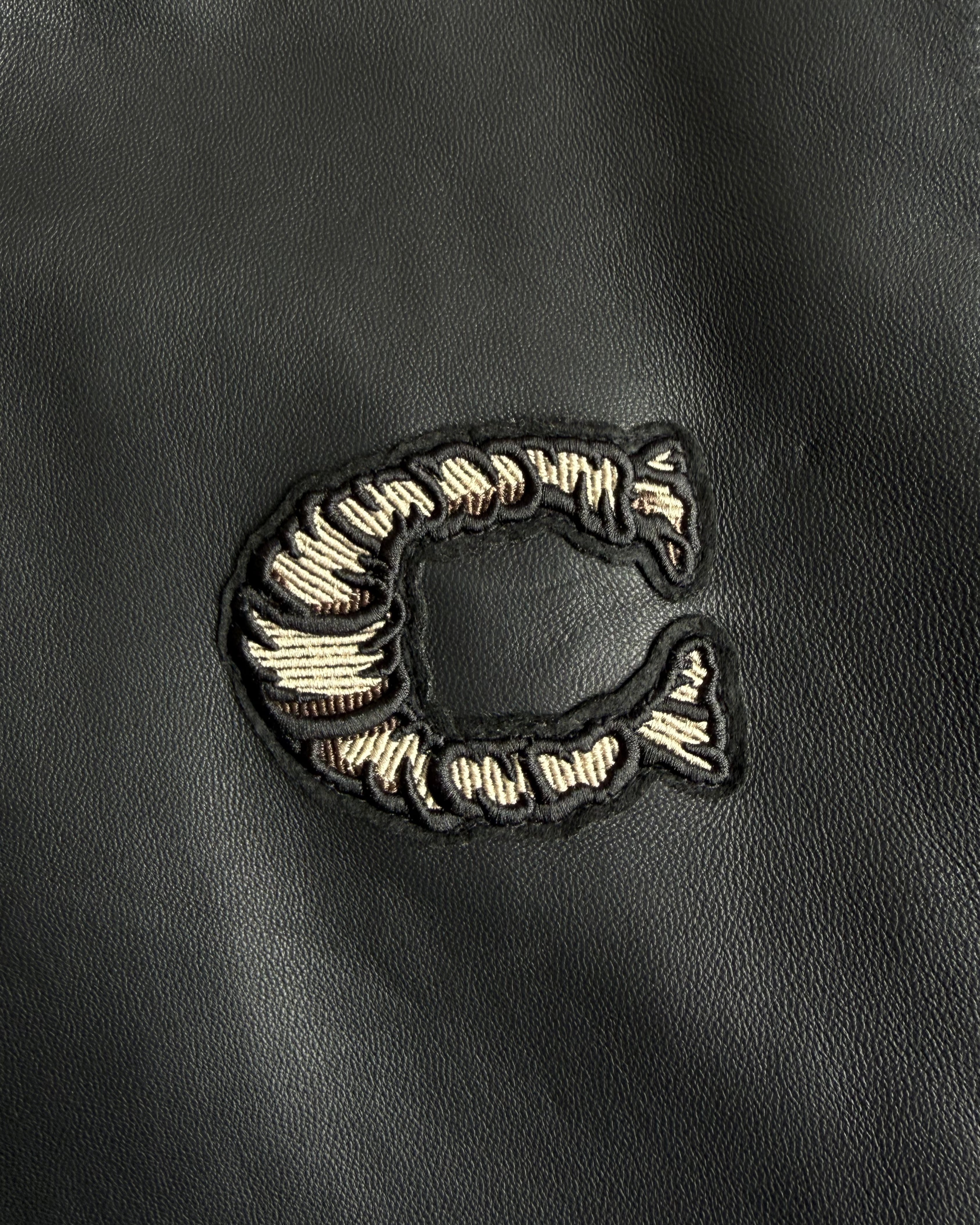 Chaqueta COACH x MICHAEL B. JORDAN