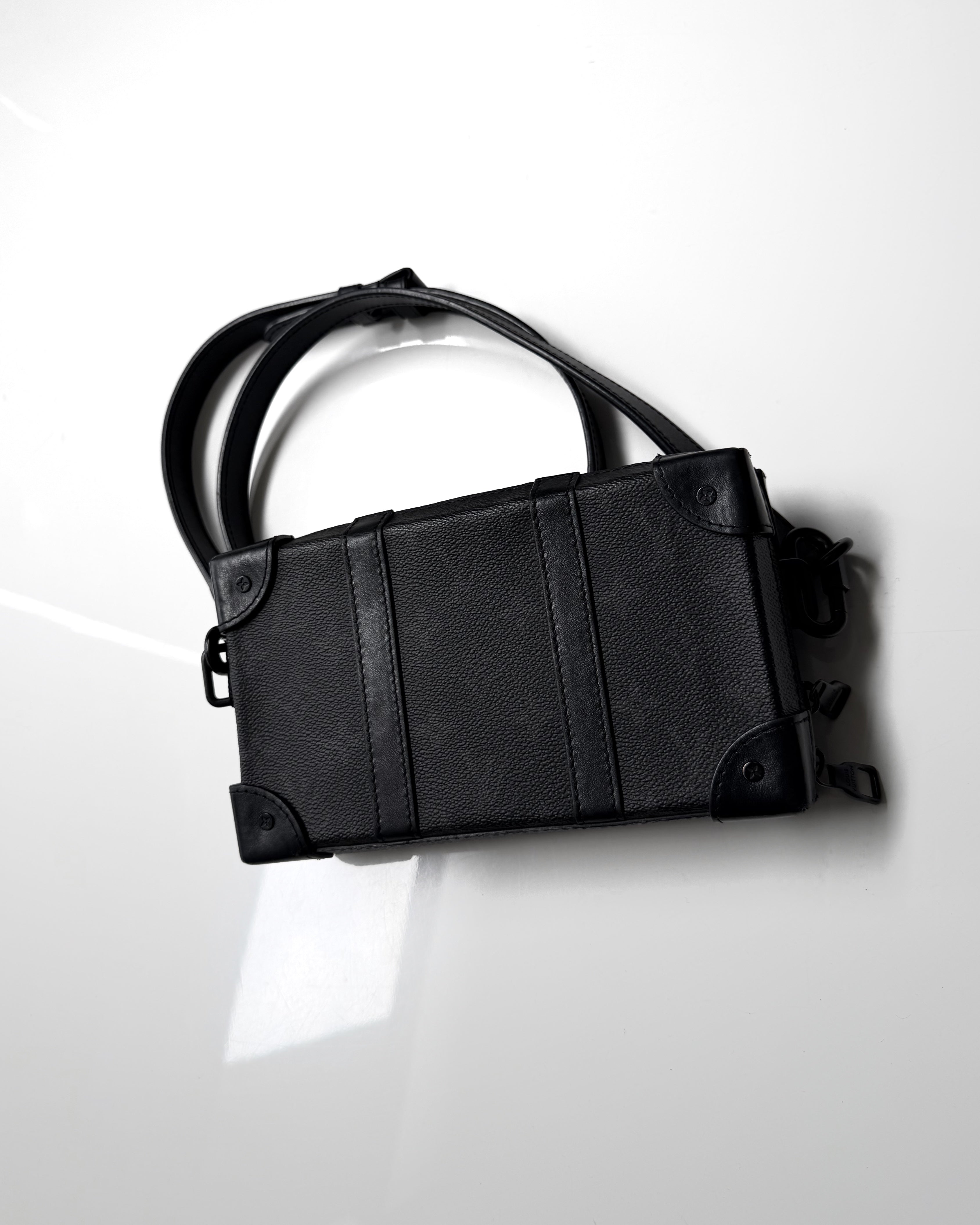 Bolsa de hombro eclipse LOUIS VUITTON