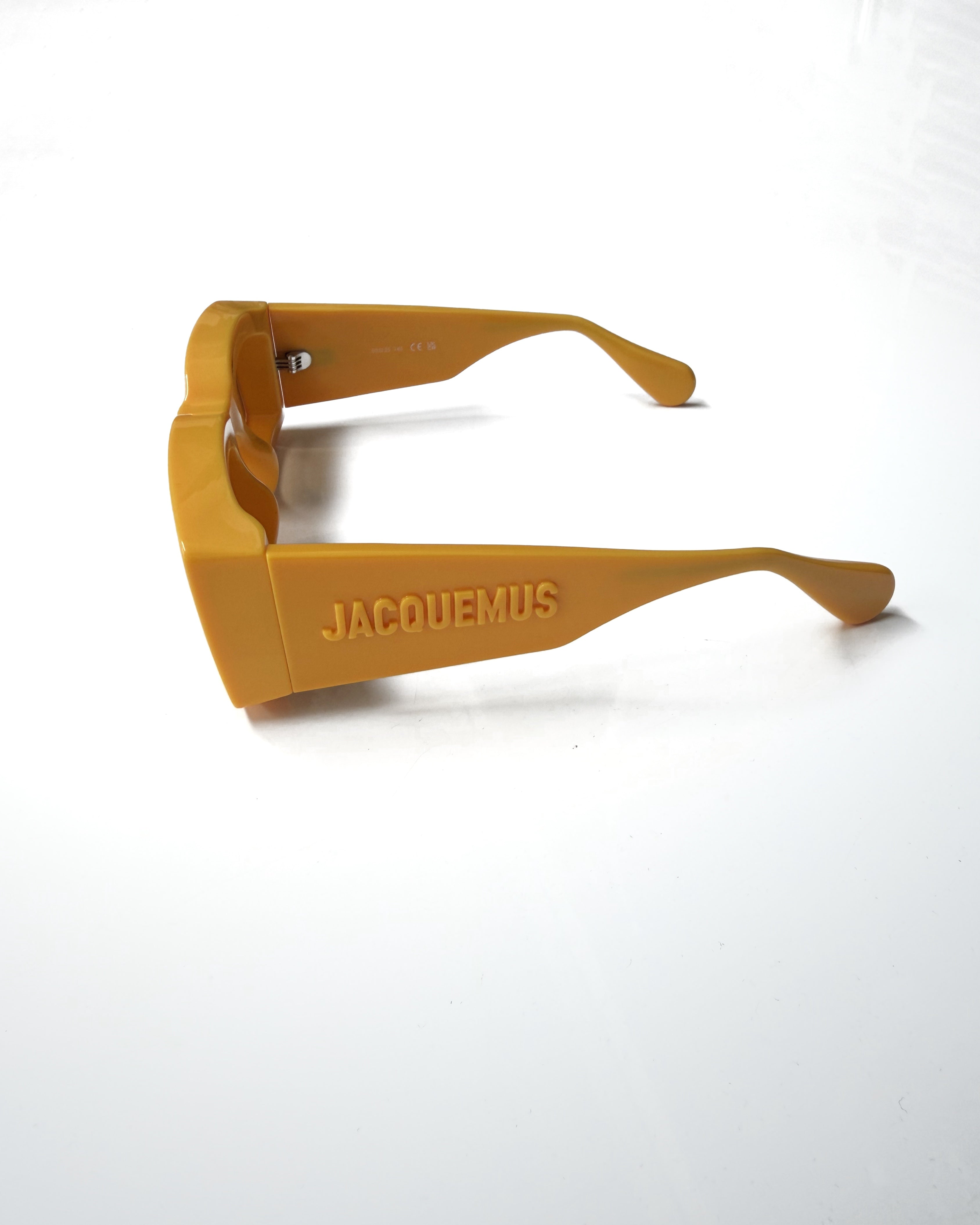 Lentes de sol JACQUEMUS