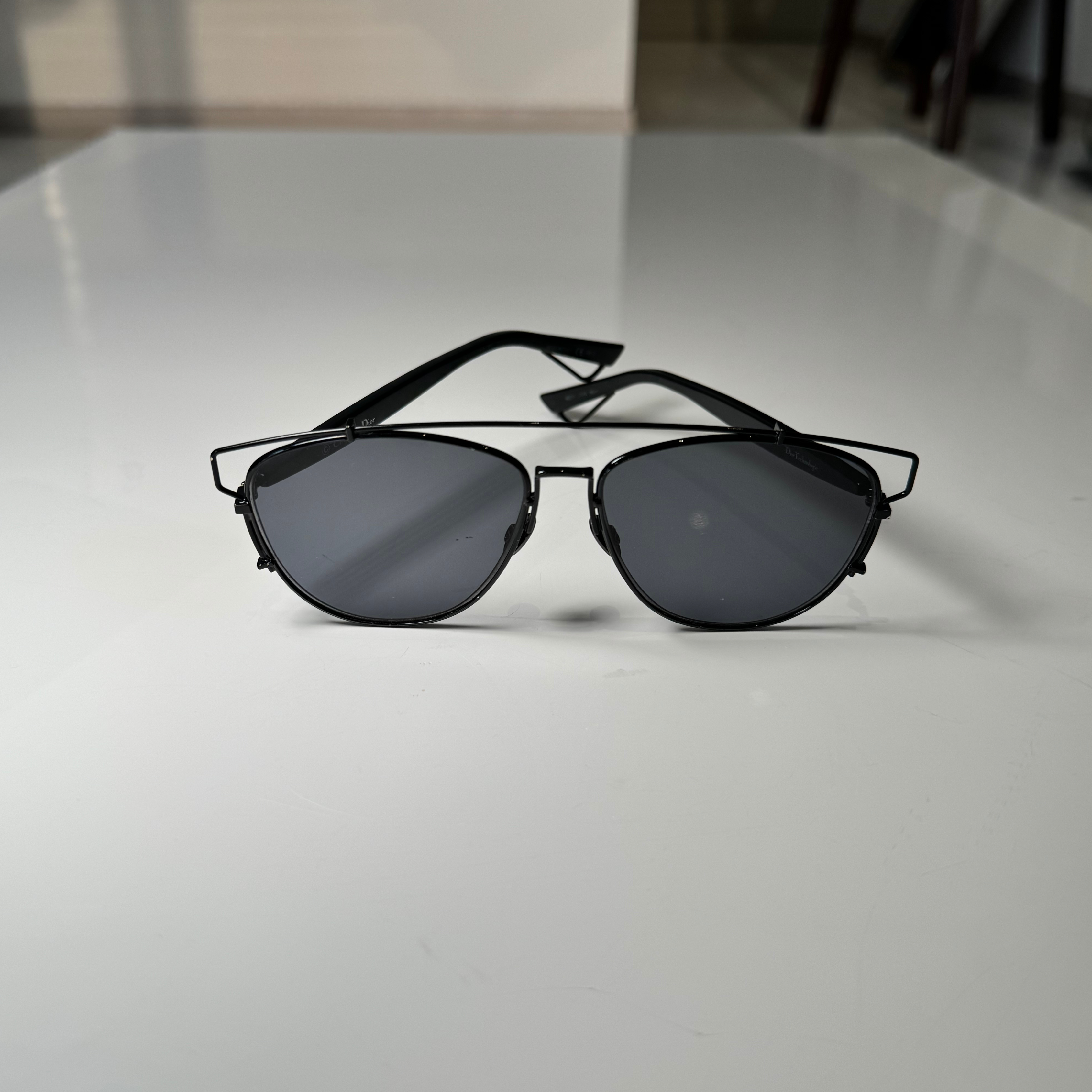 Lentes de sol DIOR