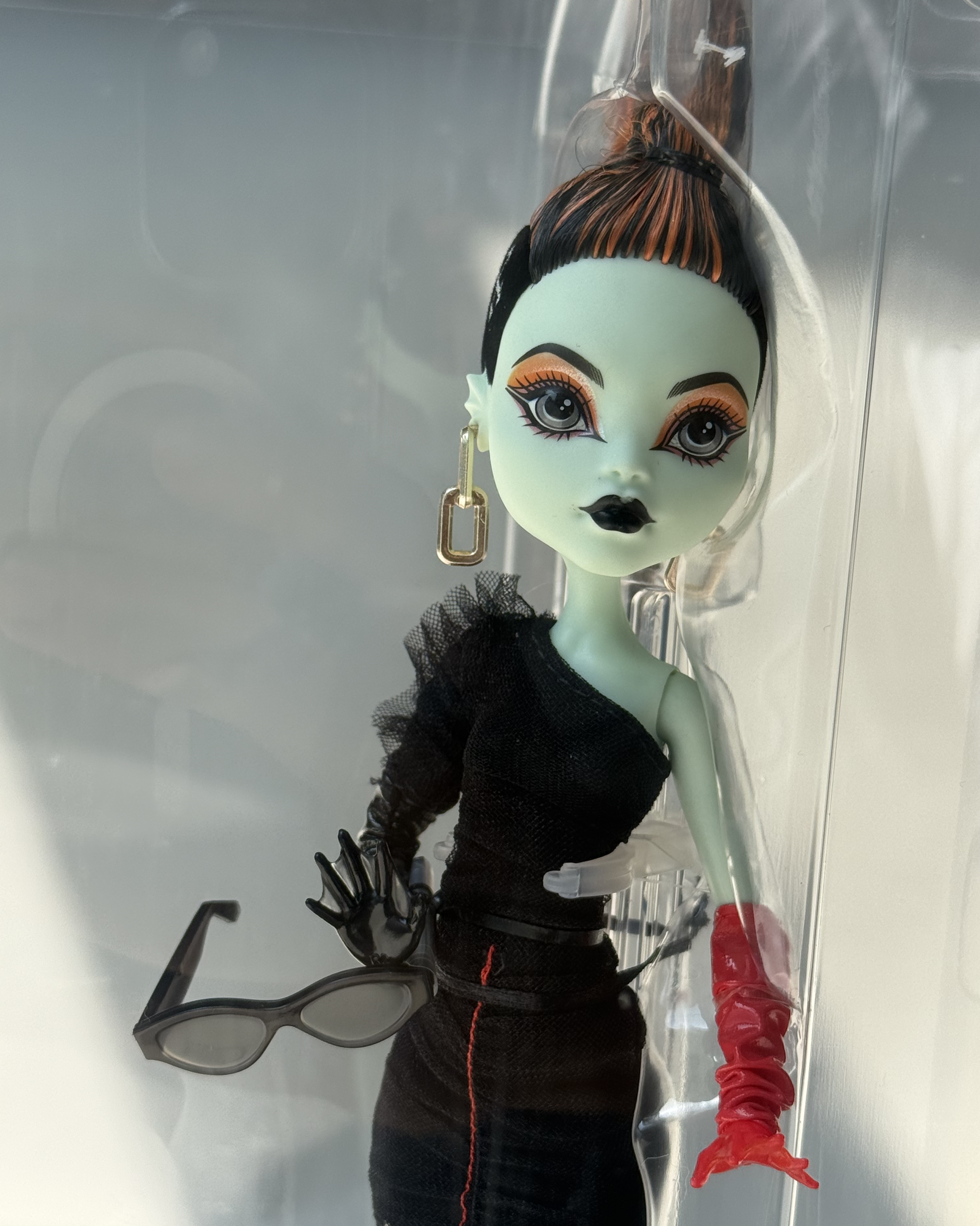 Off-White x Monster High Electra Melody Doll