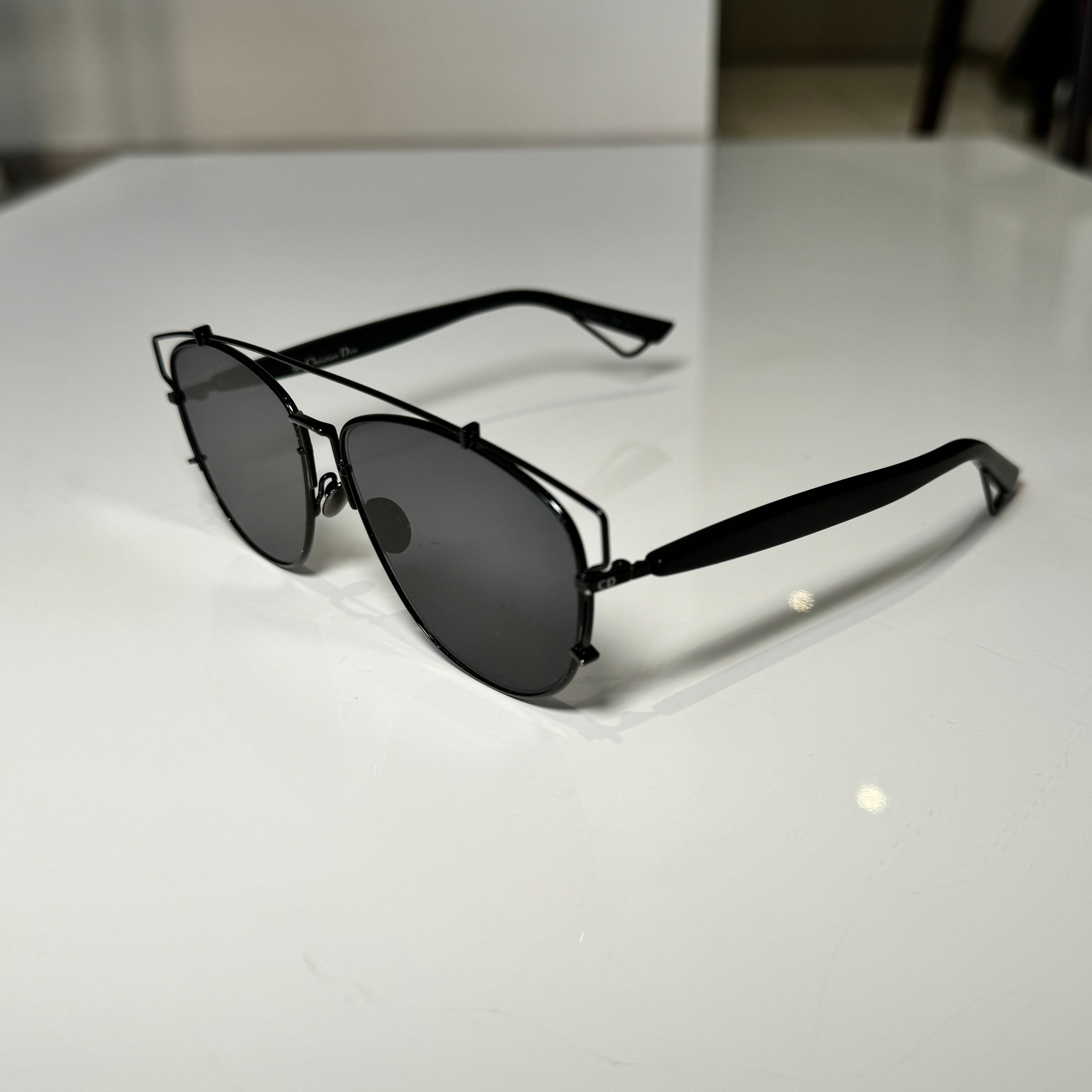 Lentes de sol DIOR