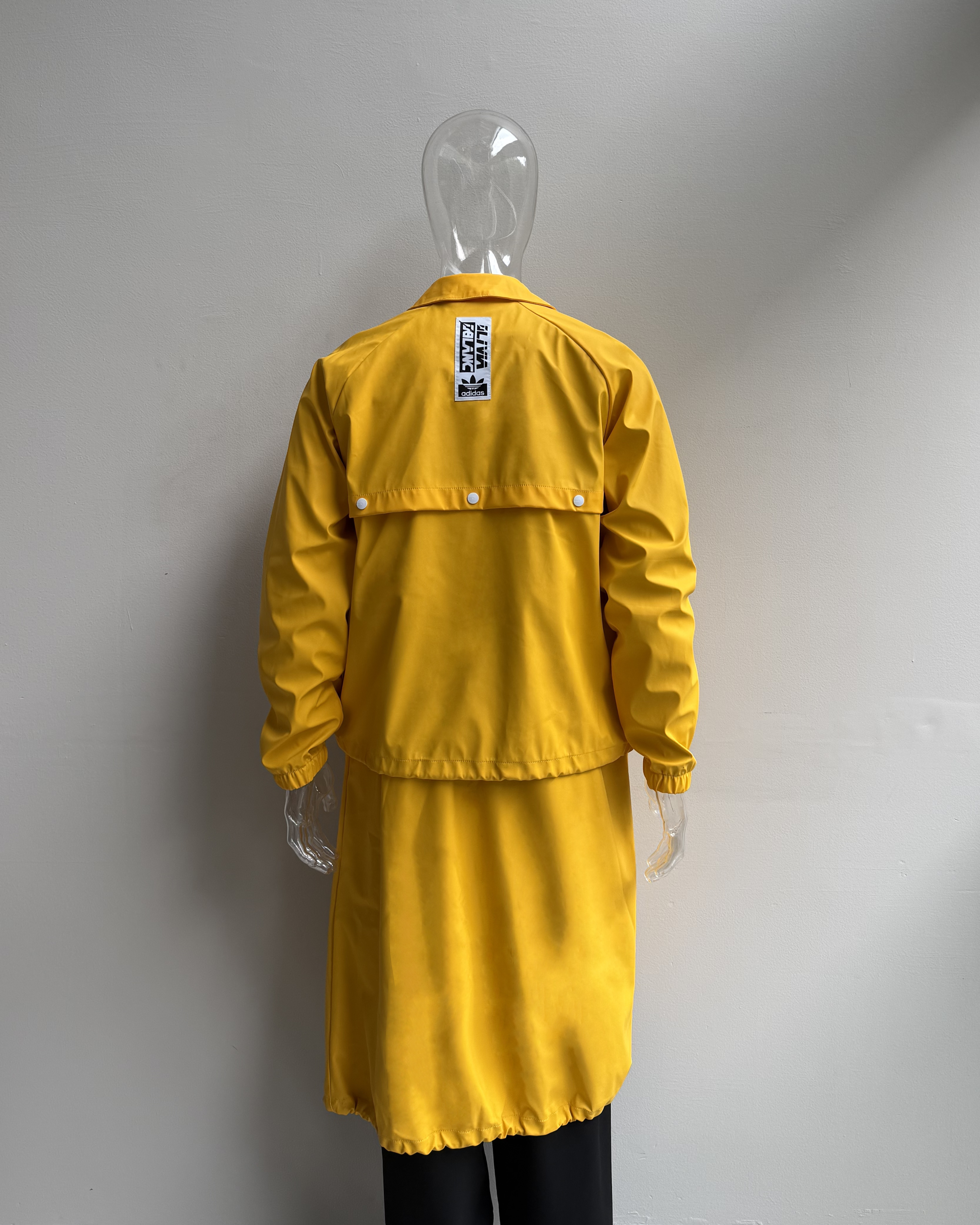 Abrigo impermeable 2 piezas ADIDAS X OLIVIA OBLANC