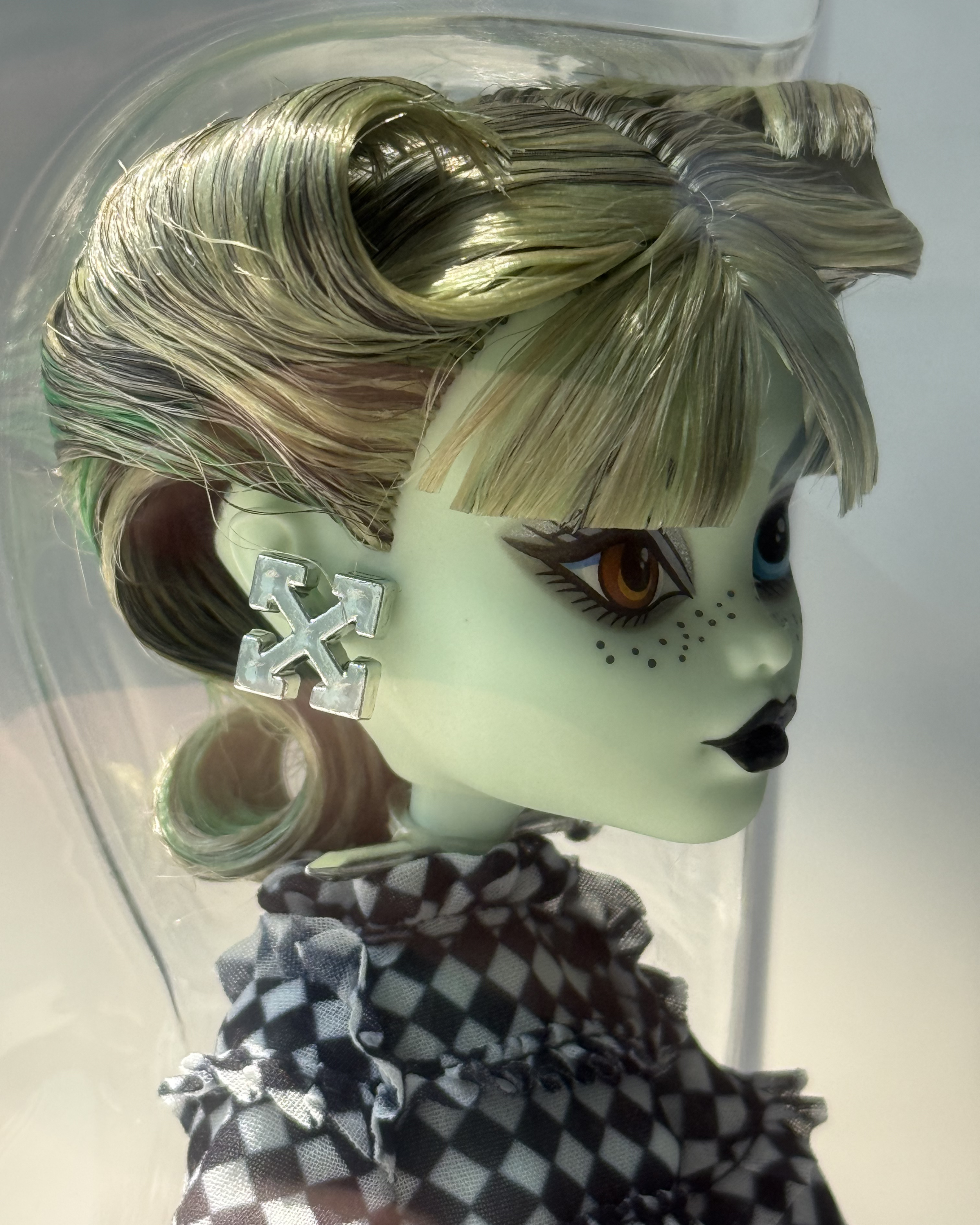 Off-White x Monster High Harmonie Ghoul Doll