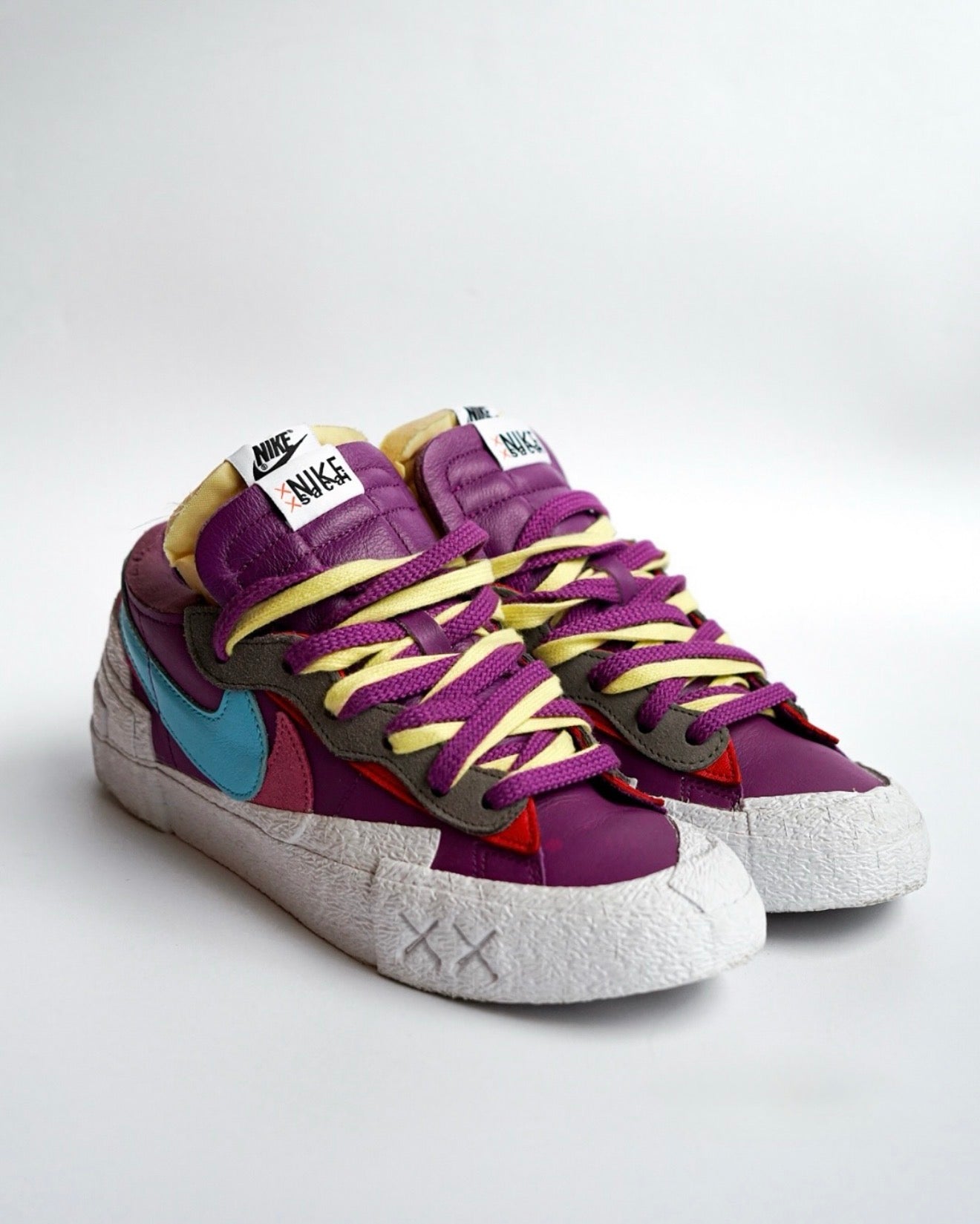 tenis NIKE X SACAI X KAWS