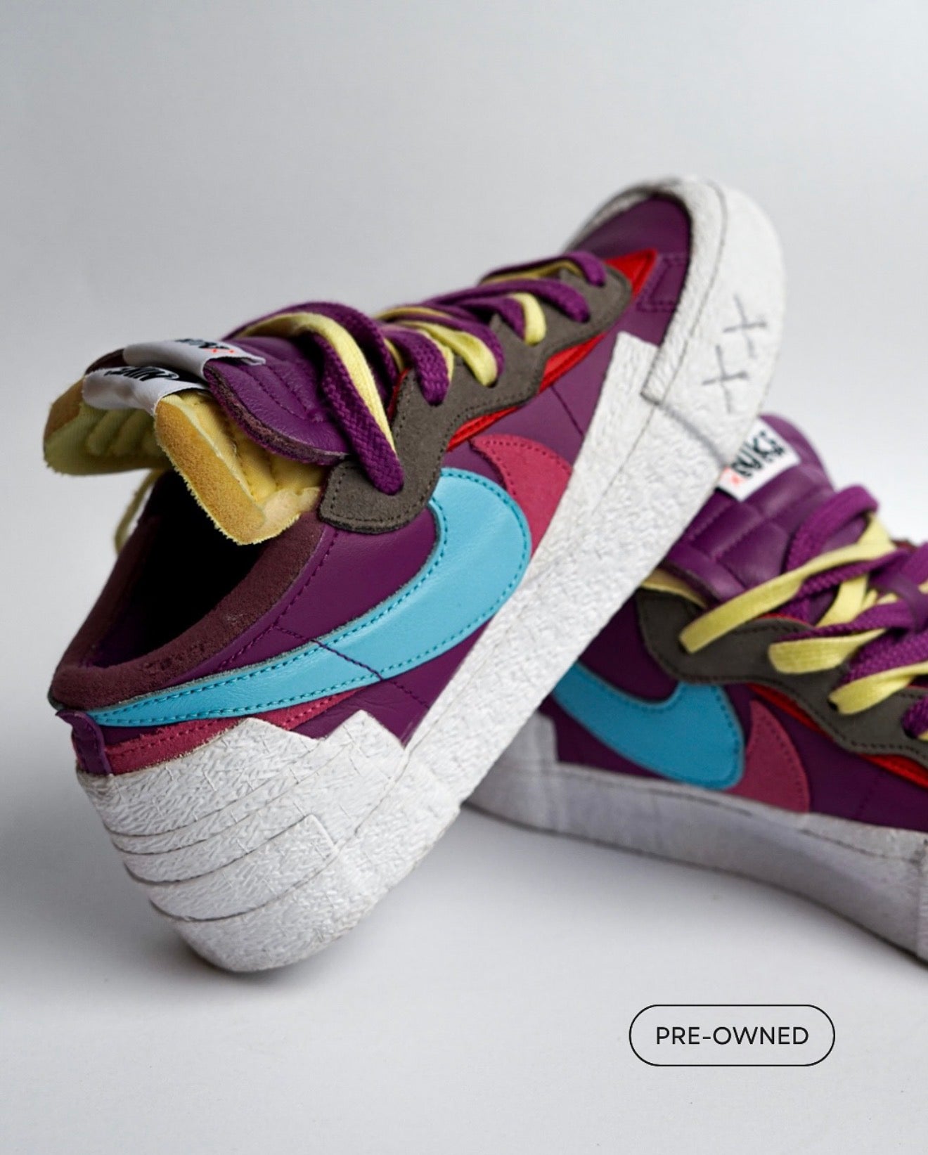 tenis NIKE X SACAI X KAWS