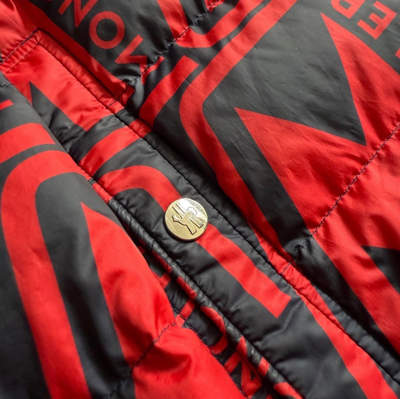 Chaqueta puffer MONCLER