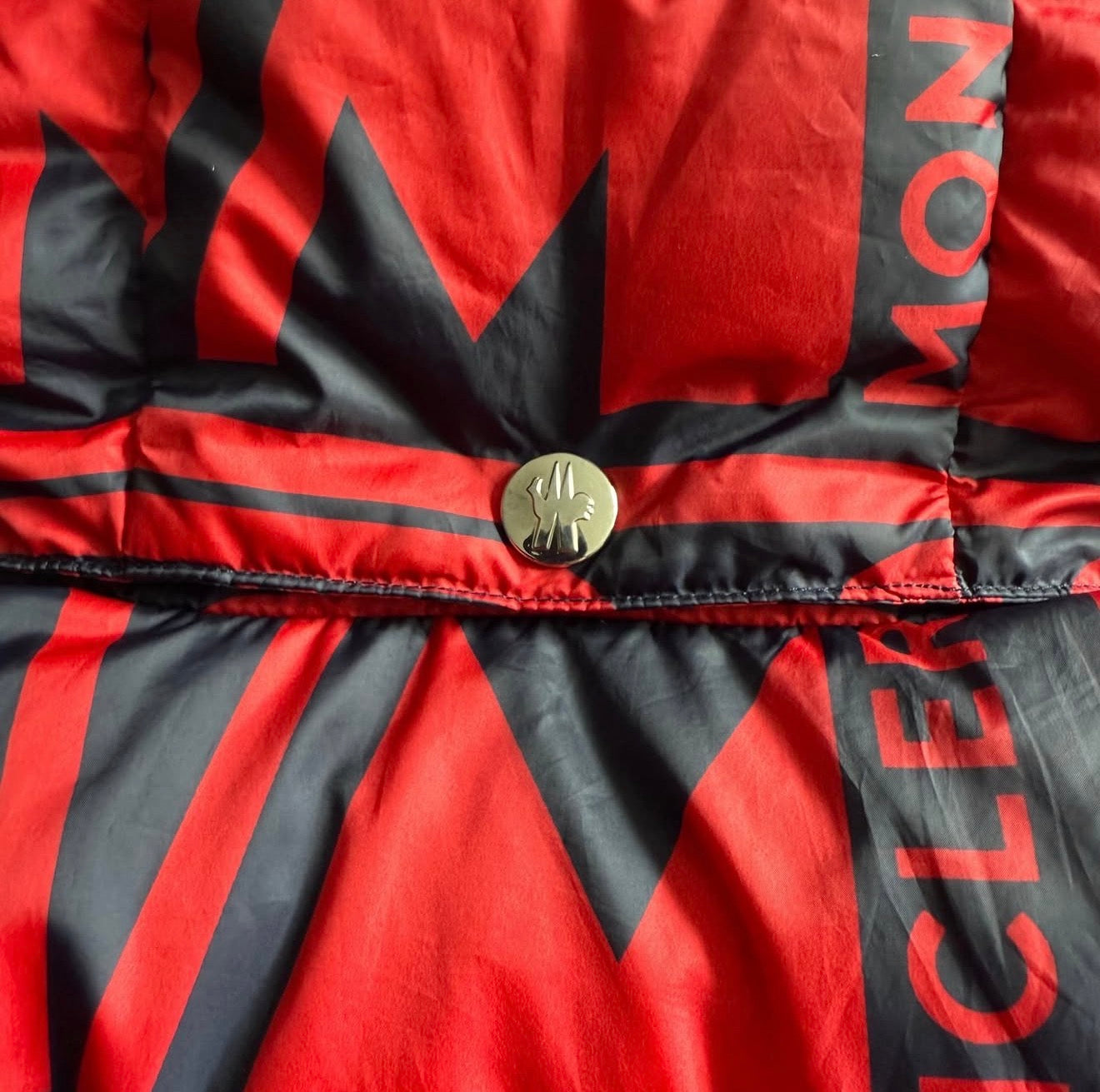 Chaqueta puffer MONCLER