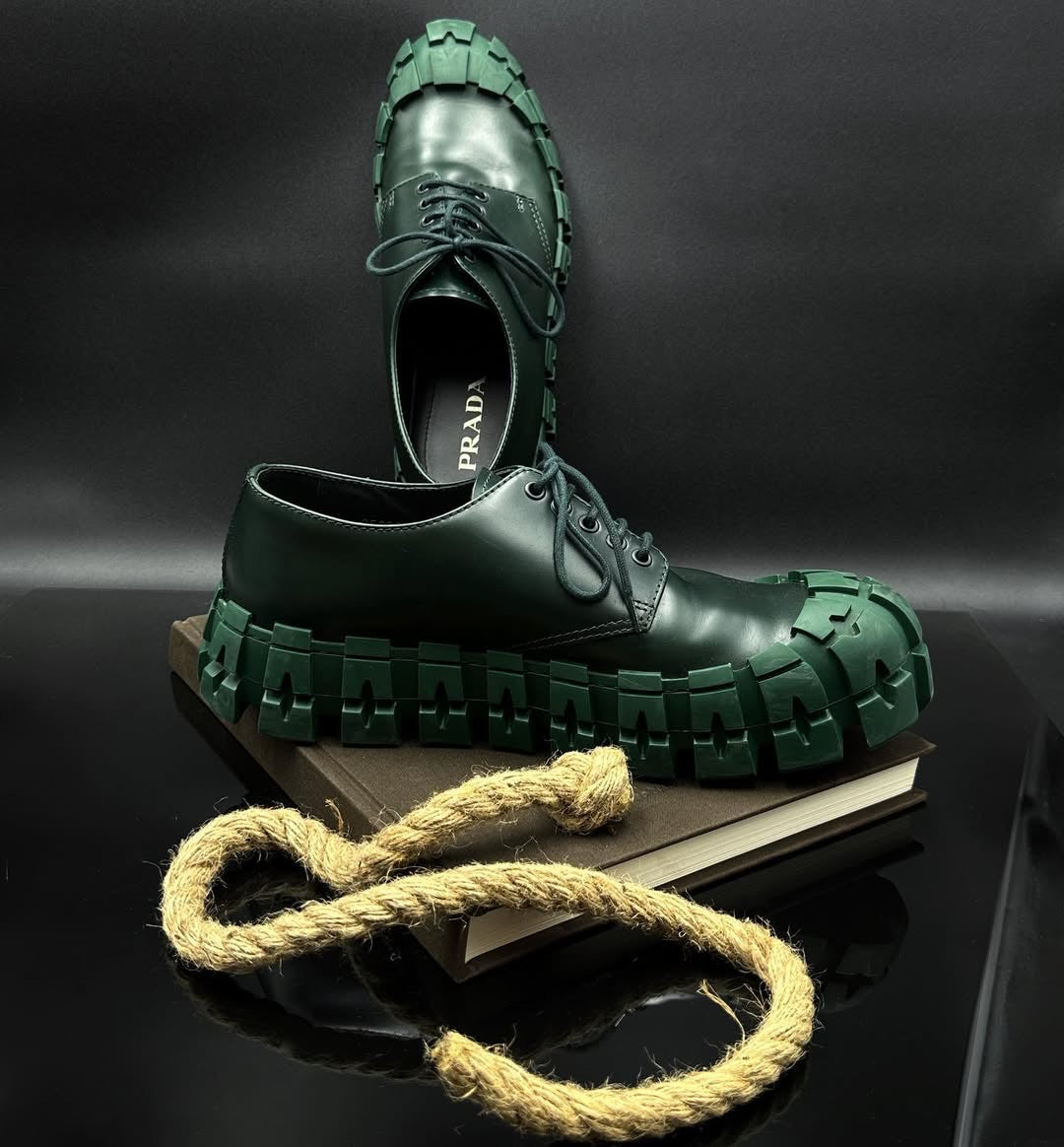 Zapatos PRADA