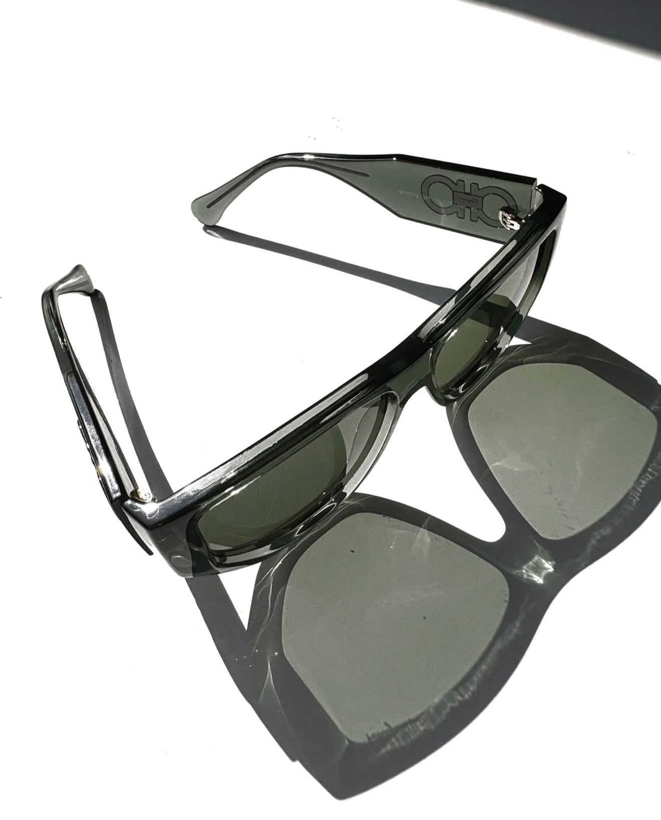 Lentes de sol FERRAGAMO