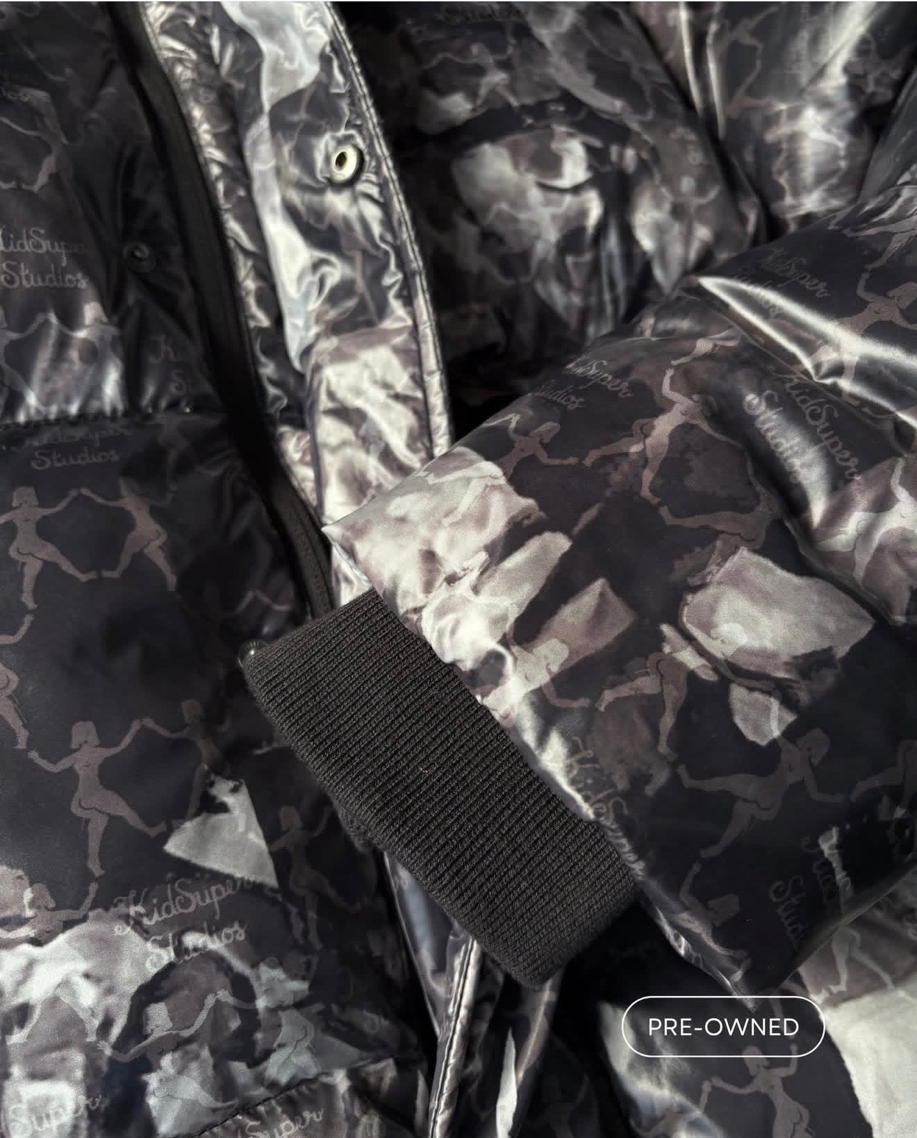 Chamarra PUMA X KIDSUPER STUDIOS